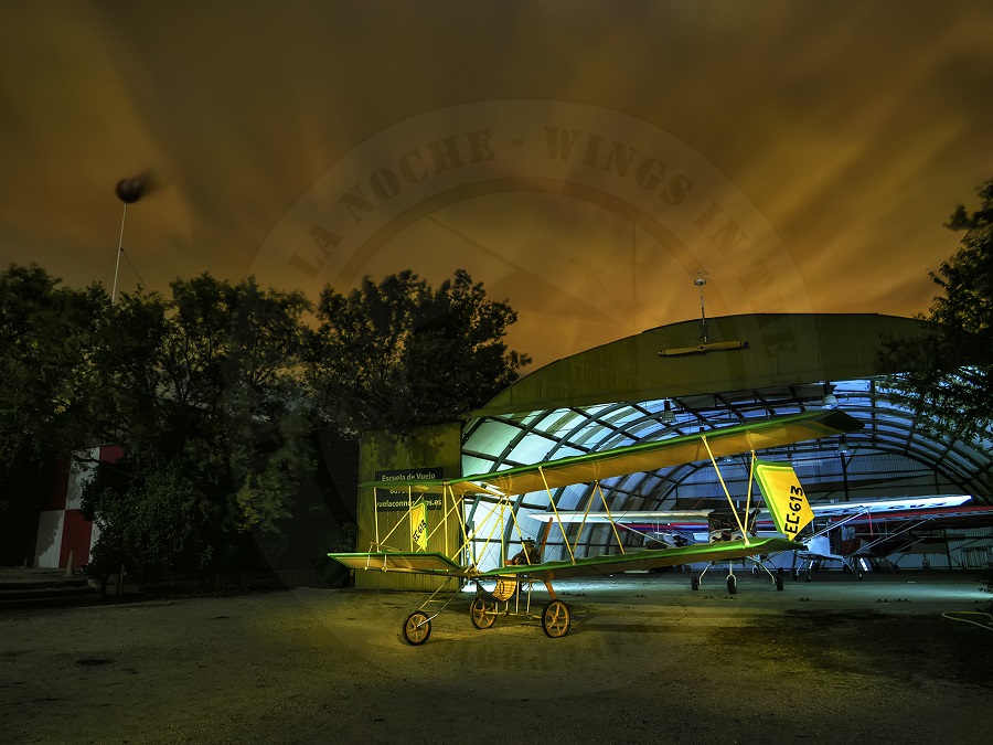 Taller de Fotografía Aeronáutica Nocturna en el Aeródromo de Villanueva del Pardillo