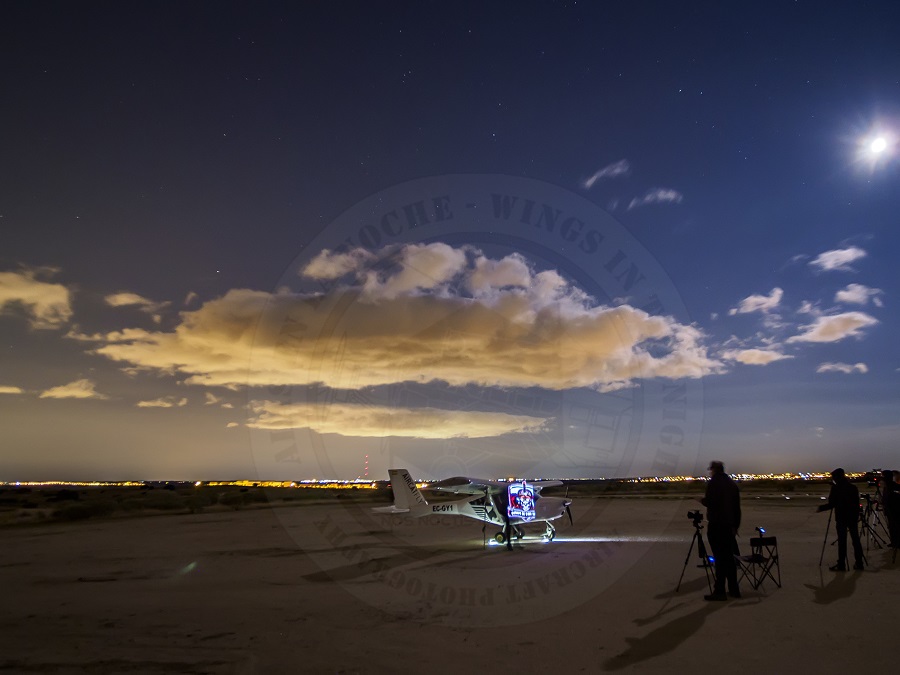 Taller de Fotografía Aeronáutica Nocturna en el Aeródromo de Villanueva del Pardillo