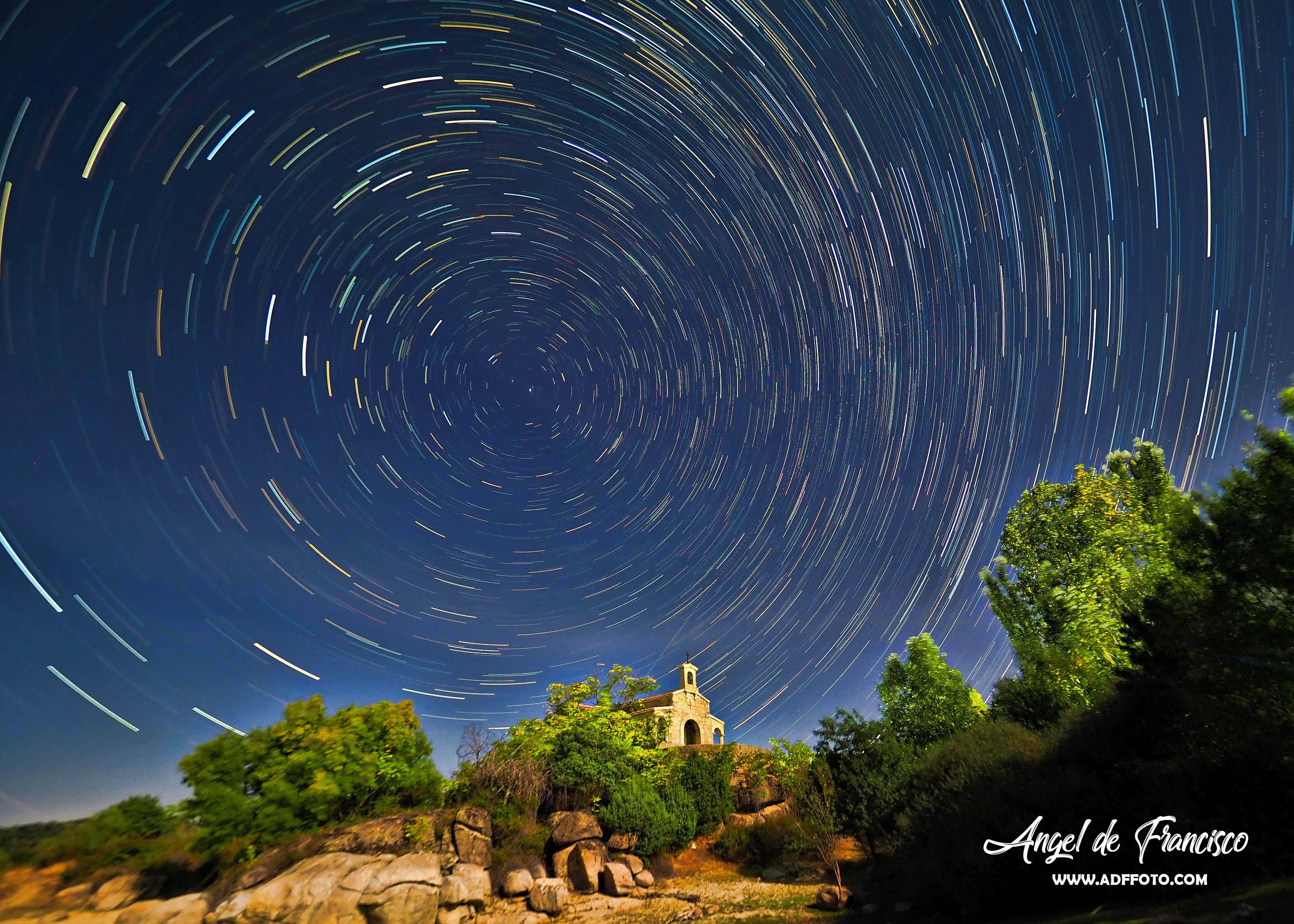 Taller de Fotografía de Naturaleza Otoñal  y Paisajes nocturnos  en el  Valle de Iruelas  (Avila)  
